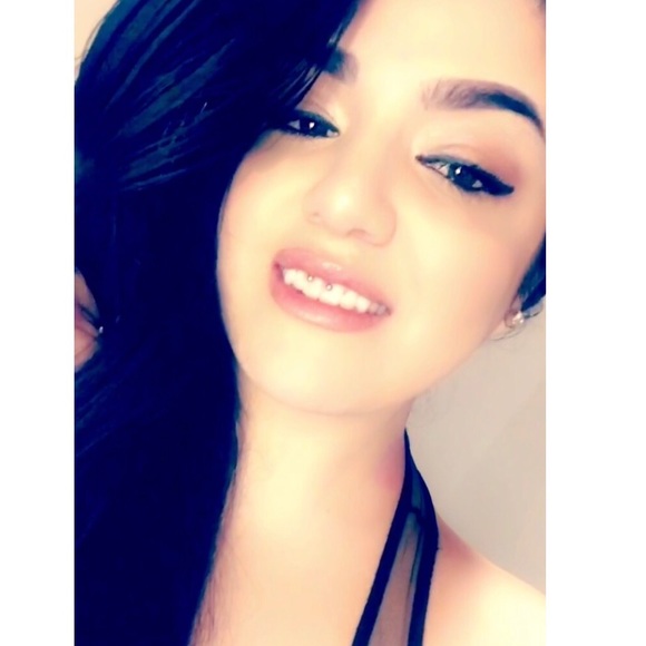 Meet your Posher, Karen - Picture 1 of 1